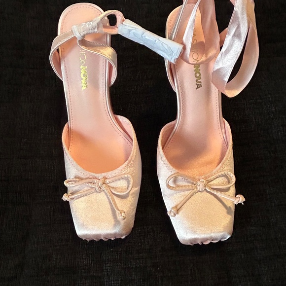 BNIB FashionNova ballet heels size 6.5 - Picture 7 of 8